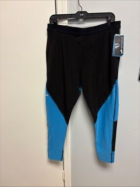 Danskin Women’s Black and Blue Performance Leggings
